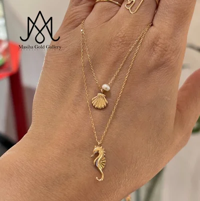 گردنبند اسب آبی