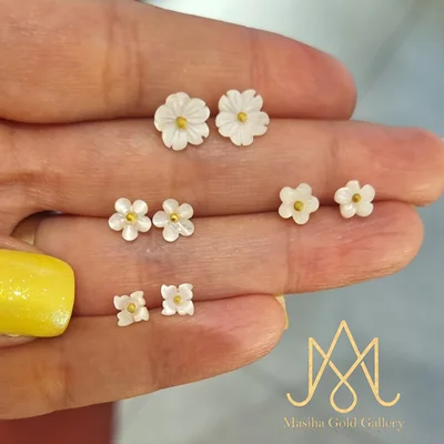 گوشواره میخی گل و صدف