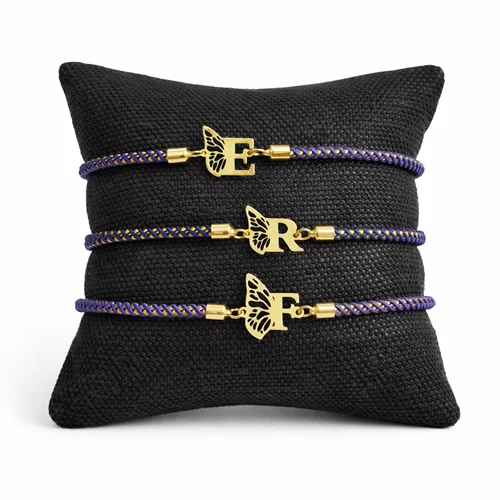 دستبند حروف اسم و بال پروانه