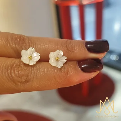 گوشواره میخی گل صدف